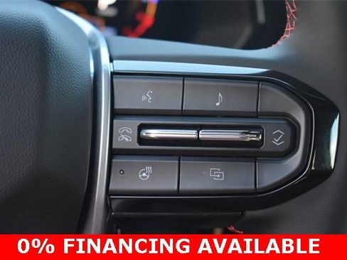 New 2025 Chevrolet Colorado Z71 w/ Midnight Edition image 27