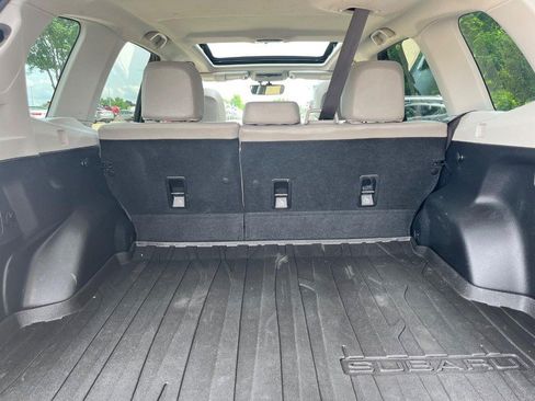 Used 2018 Subaru Forester 2.5i Limited w/ Popular Package #2 AWD/4WD image 9