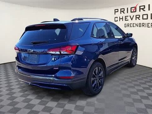 Used 2022 Chevrolet Equinox RS w/ RS Leather Package image 8