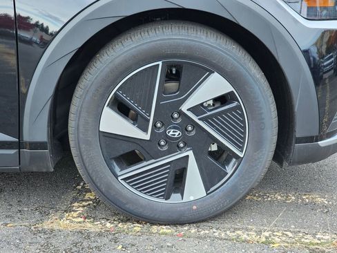 New 2025 Hyundai Ioniq 5 SEL image 9