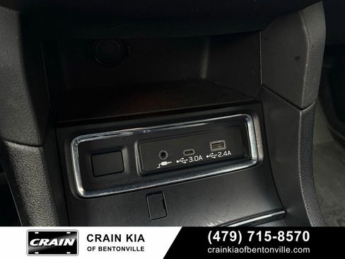 Used 2023 Subaru Ascent Limited image 18