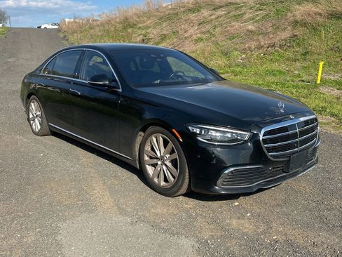 Used 2022 Mercedes-Benz S 500 4MATIC image 4