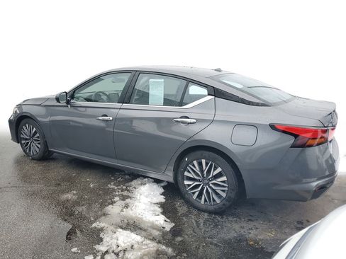 Used 2025 Nissan Altima 2.5 SV image 6