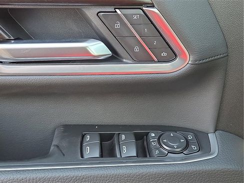 New 2026 GMC Sierra 2500 Denali w/ Denali Reserve Package image 17