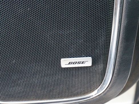 Used 2016 GMC Yukon XL SLT w/ Open Road Package AWD/4WD image 15