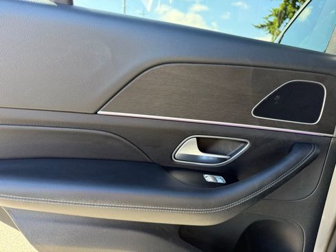 Used 2020 Mercedes-Benz GLE 350 4MATIC image 14