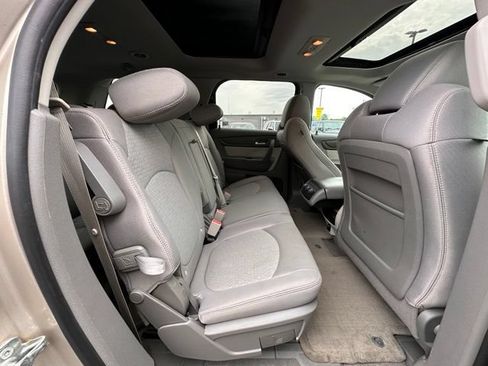 Used 2016 GMC Acadia SLE FWD image 33