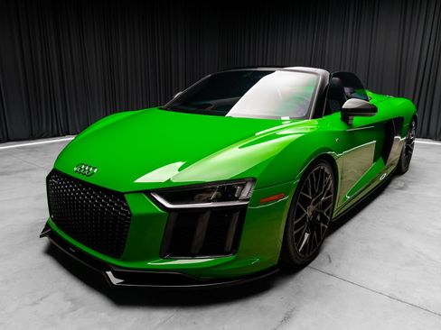 Used 2018 Audi R8 V10 plus AWD/4WD image 9