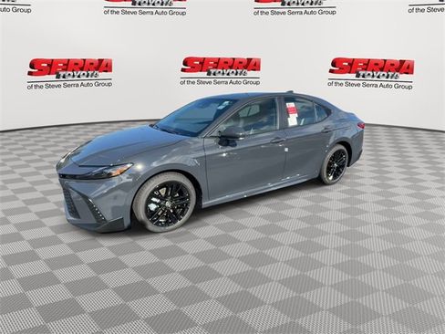 New 2026 Toyota Camry SE image 5