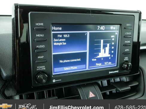 Used 2022 Toyota RAV4 LE FWD image 13