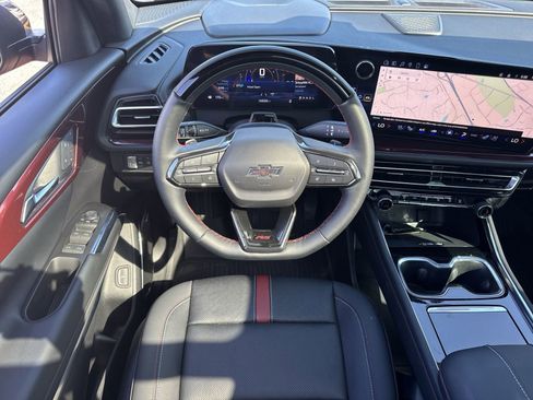 Used 2024 Chevrolet Traverse RS w/ LPO, Floor Liner Package image 29