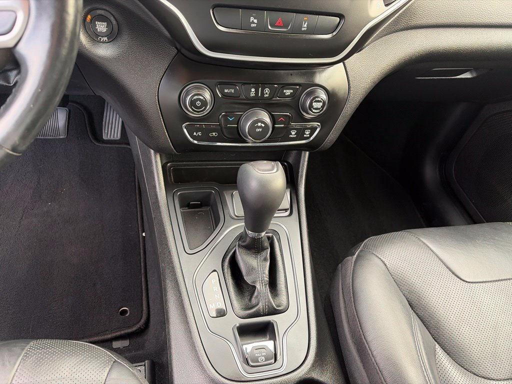 Certified 2021 Jeep Cherokee Latitude Lux FWD image 27