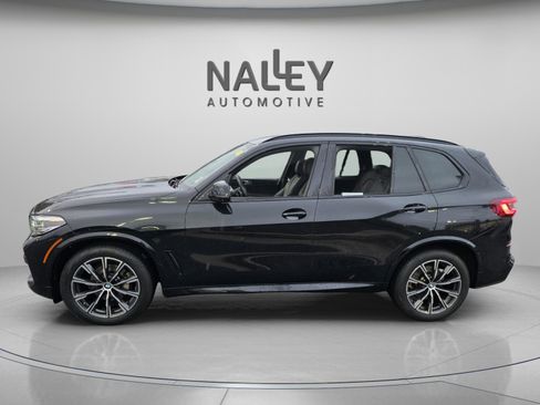 Used 2022 BMW X5 xDrive40i w/ M Sport Package image 2