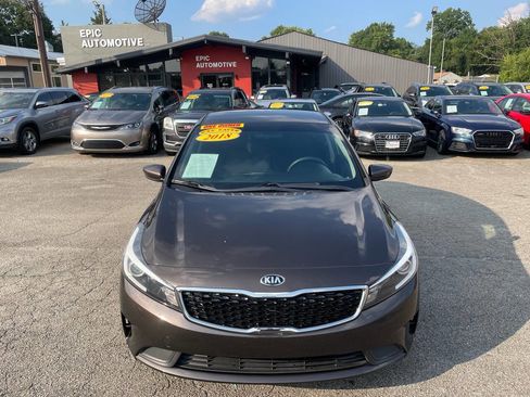 Used 2018 Kia Forte LX image 10