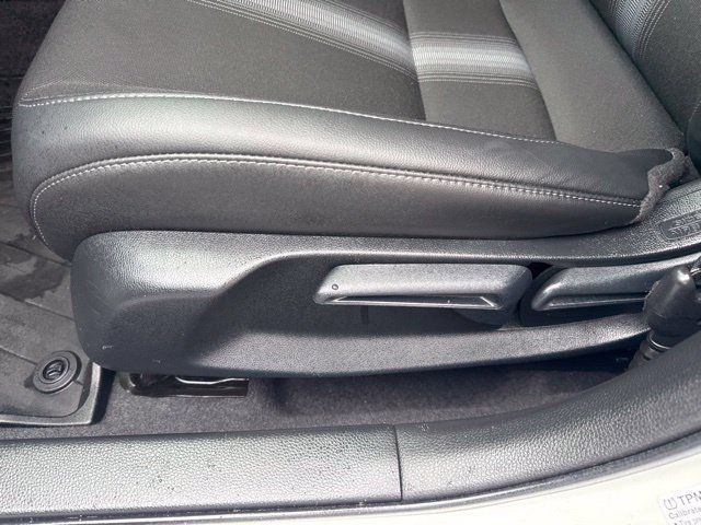 Used 2025 Honda Civic Sport image 13