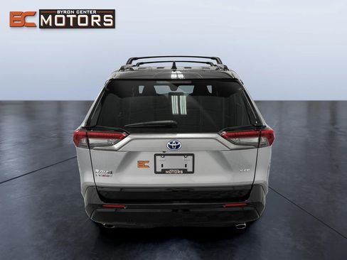 Used 2021 Toyota RAV4 XSE w/ Premium Package AWD/4WD image 5