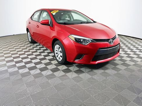Used 2016 Toyota Corolla LE image 3