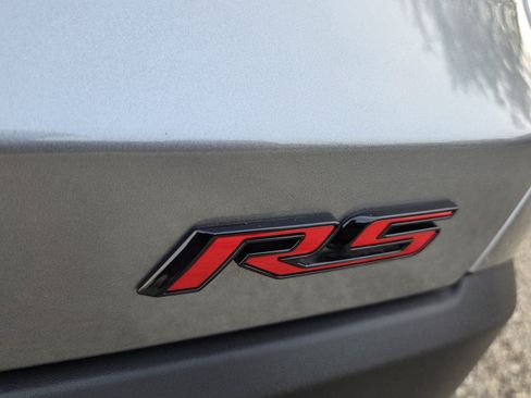 New 2026 Chevrolet Equinox RS w/ Convenience Package III FWD image 21