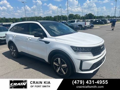 Certified 2023 Kia Sorento EX w/ Panoramic Sunroof Package FWD image 1