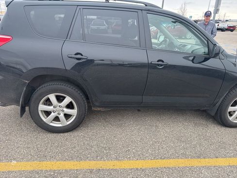 Used 2007 Toyota RAV4 Limited image 8