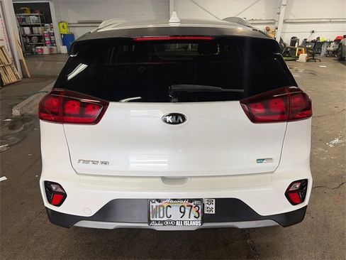 Used 2021 Kia Niro LX image 5