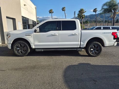 Used 2022 Ford F150 Lightning Lariat AWD/4WD image 4