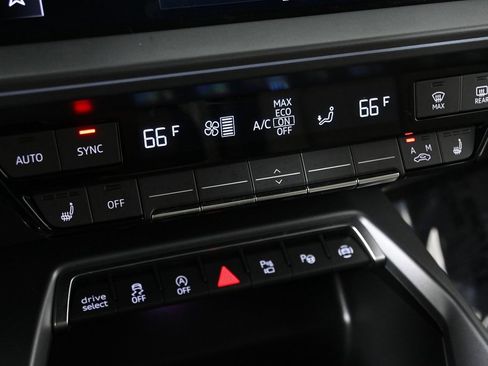 Certified 2025 Audi A3 2.0T Premium image 15