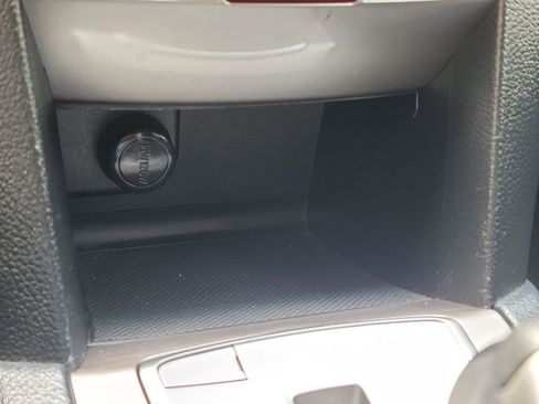 Used 2012 Subaru Outback 2.5i Premium w/ All-Weather Pkg image 16