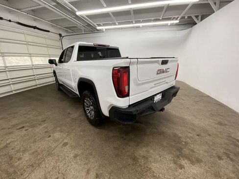 Used 2022 GMC Sierra 1500 AT4 w/ AT4 Preferred Package image 4
