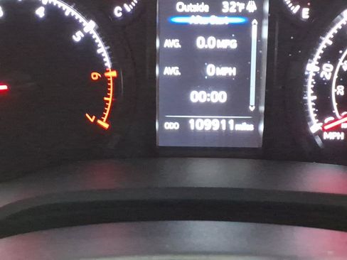 Used 2020 Toyota 4Runner SR5 Premium w/ Moonroof Package image 31