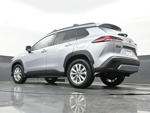 Used 2026 Toyota Corolla Cross LE w/ Moonroof Package image 24
