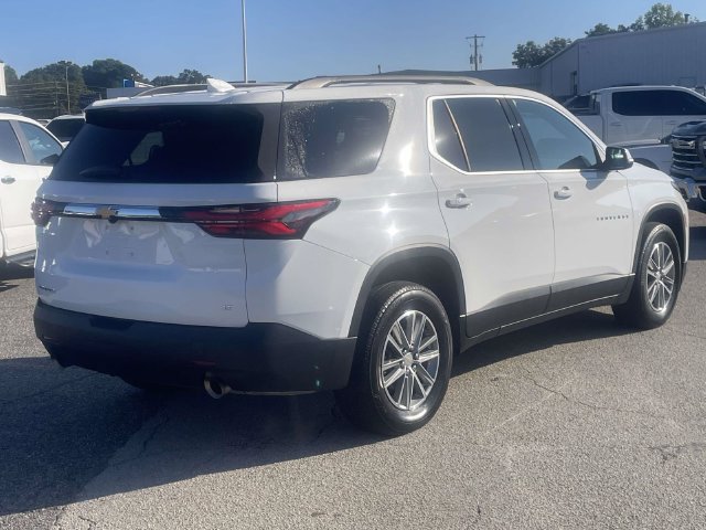 Used 2023 Chevrolet Traverse LT FWD image 3