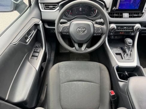 Used 2024 Toyota RAV4 XLE FWD image 10