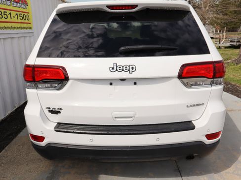 Used 2022 Jeep Grand Cherokee Laredo E image 10