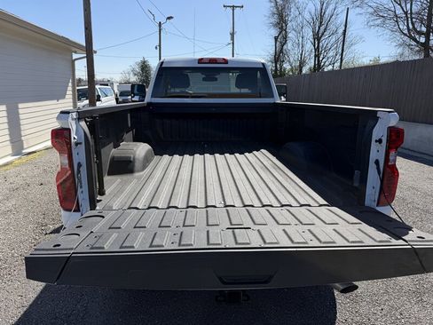 Used 2024 Chevrolet Silverado 2500 LT w/ Convenience Package image 19
