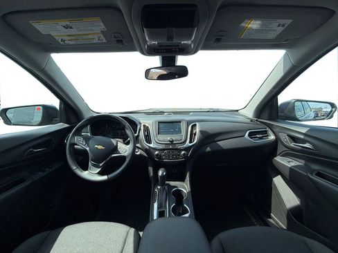 Used 2018 Chevrolet Equinox LT AWD/4WD image 9