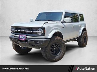 Used 2025 Ford Bronco Outer Banks AWD/4WD video 1