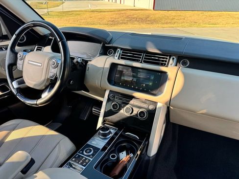 Used 2017 Land Rover Range Rover Supercharged AWD/4WD image 17