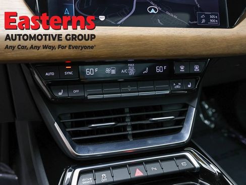 Used 2022 Audi e-tron GT Premium Plus AWD/4WD image 19