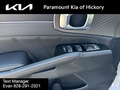 Used 2025 Kia Sorento SX FWD image 20