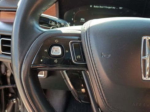 Certified 2022 Lincoln Aviator Reserve AWD/4WD image 22