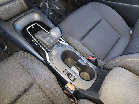Used 2025 Toyota Corolla LE image 21