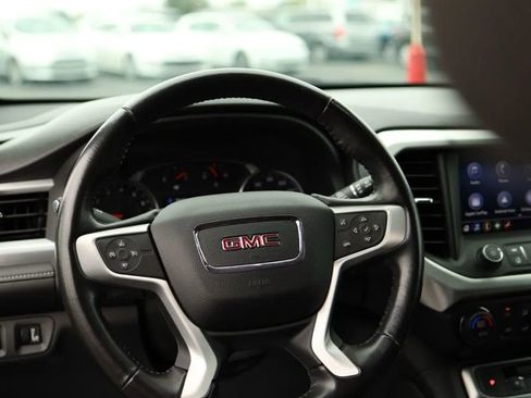 Used 2020 GMC Acadia SLE w/ Driver Convenience Package image 33