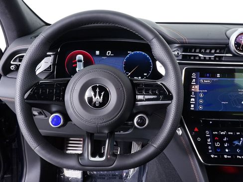 New 2026 Maserati Grecale Modena AWD/4WD image 21