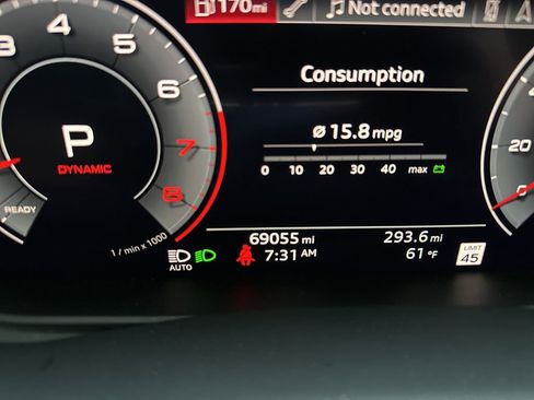 Used 2019 Audi Q8 Premium Plus AWD/4WD image 7