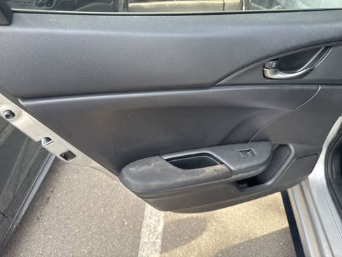 Used 2018 Honda Civic Sport image 16