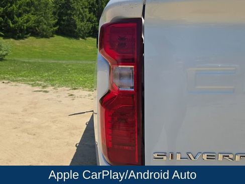 Used 2022 Chevrolet Silverado 2500 Custom w/ Snow Plow Prep/Camper Package AWD/4WD image 25