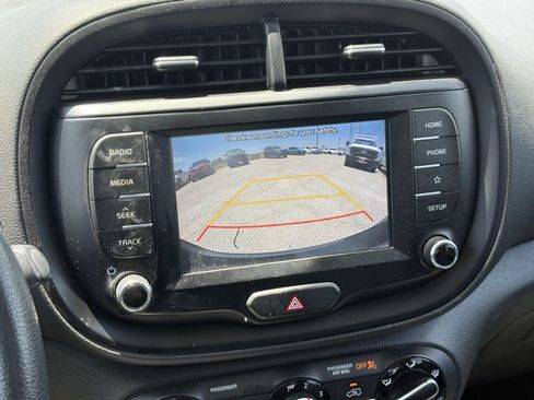 Used 2021 Kia Soul LX FWD image 7