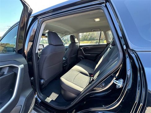 Used 2024 Toyota RAV4 LE image 18