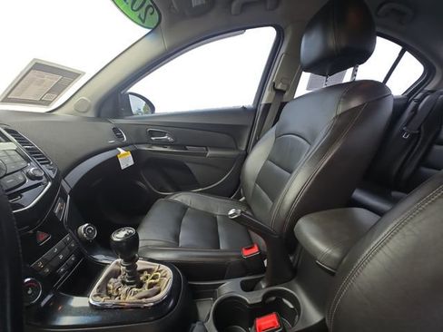 Used 2014 Chevrolet Cruze LT FWD image 10